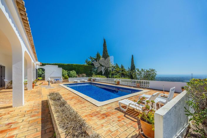 Image No.2-3 Bed Villa for sale