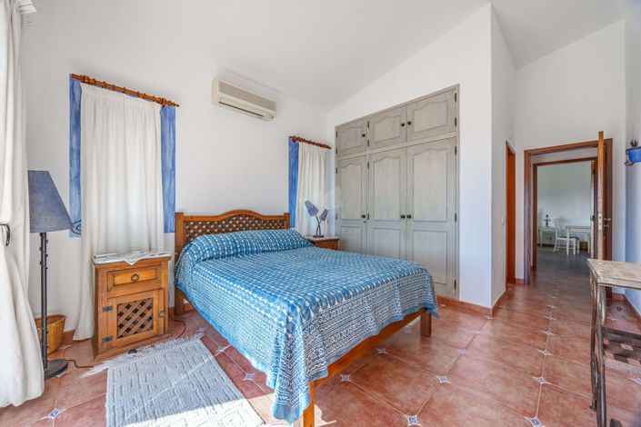 Image No.24-3 Bed Villa for sale