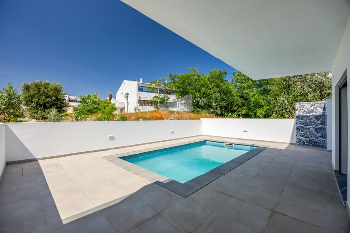 Image No.19-3 Bed Villa for sale