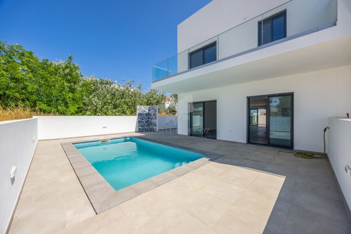 Image No.20-3 Bed Villa for sale