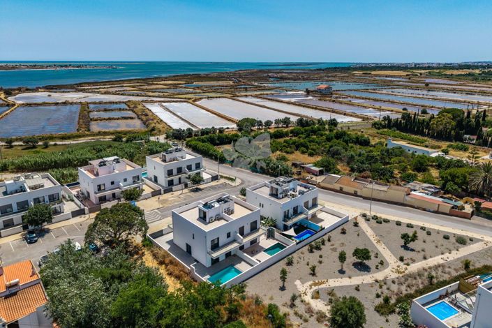 Image No.3-3 Bed Villa for sale