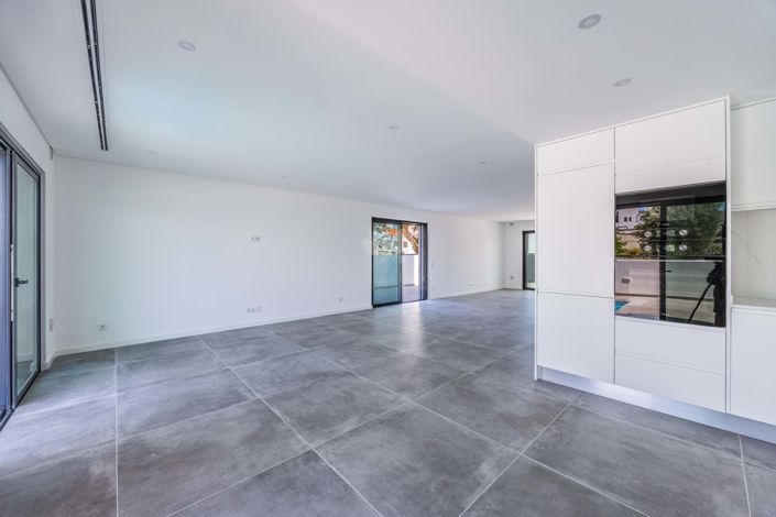 Image No.8-3 Bed Villa for sale