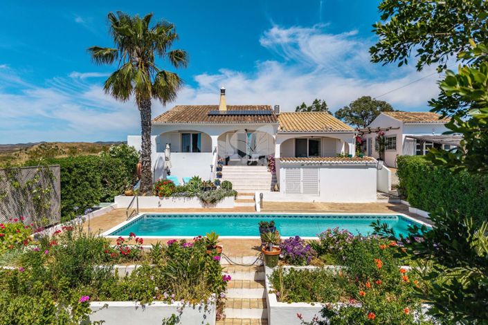 Image No.1-2 Bed Villa for sale