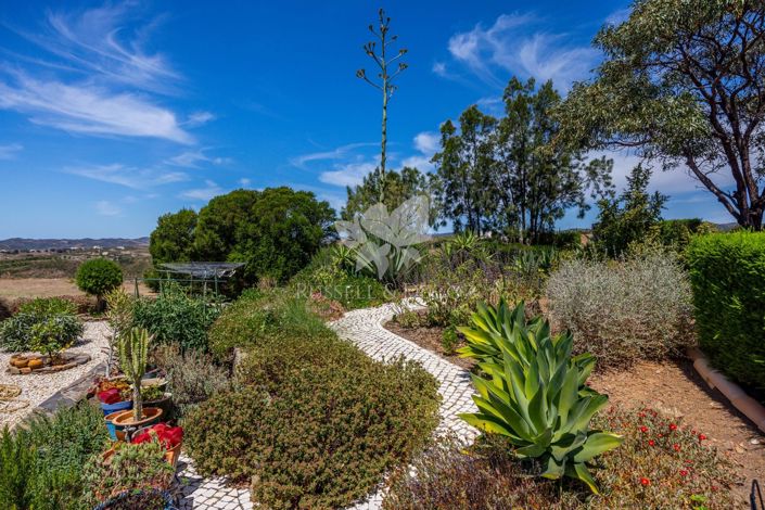 Image No.21-Villa de 2 chambres à vendre à Conceição