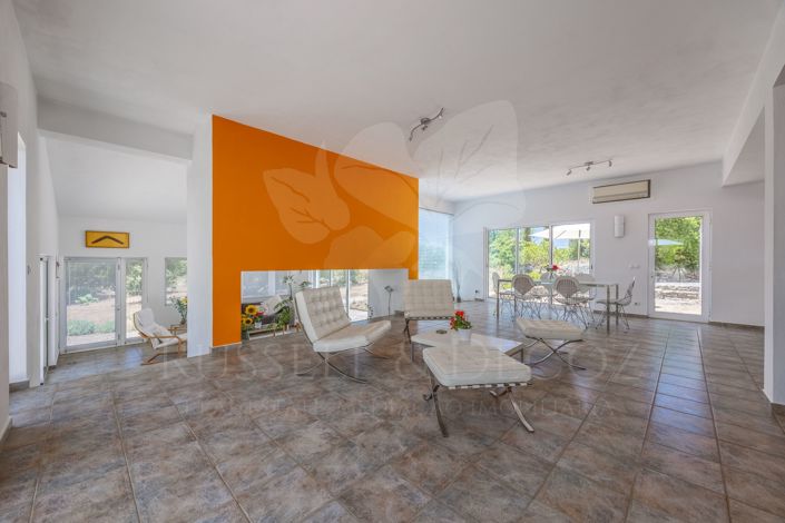 Image No.9-3 Bed Villa for sale