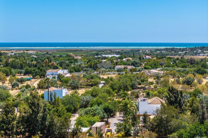 Image No.2-6 Bed Villa for sale