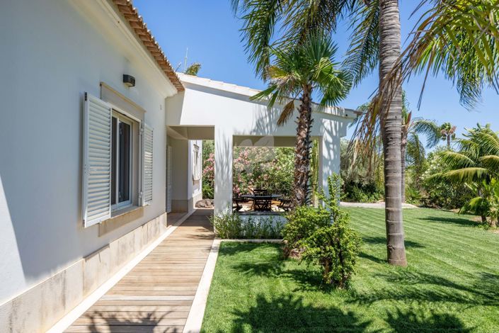 Image No.21-6 Bed Villa for sale