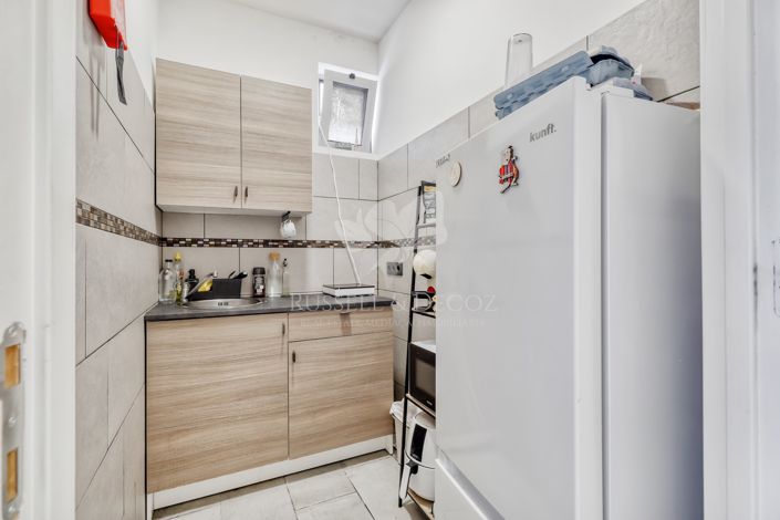 Image No.13-1 Bed Property for sale