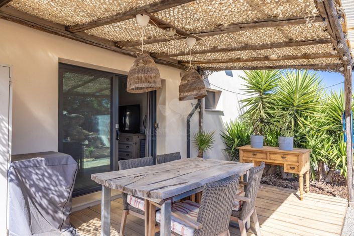 Image No.21-3 Bed Farmhouse for sale