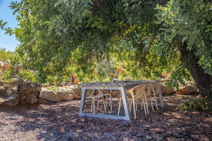 Image No.23-3 Bed Farmhouse for sale