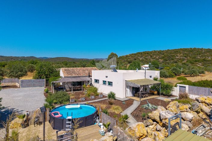 Image No.27-3 Bed Farmhouse for sale