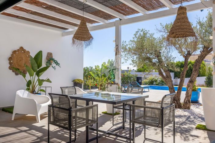 Image No.30-4 Bed Villa for sale