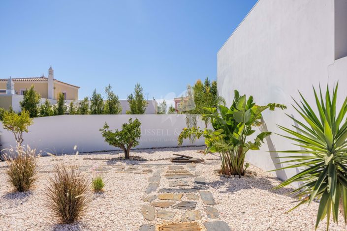 Image No.33-4 Bed Villa for sale