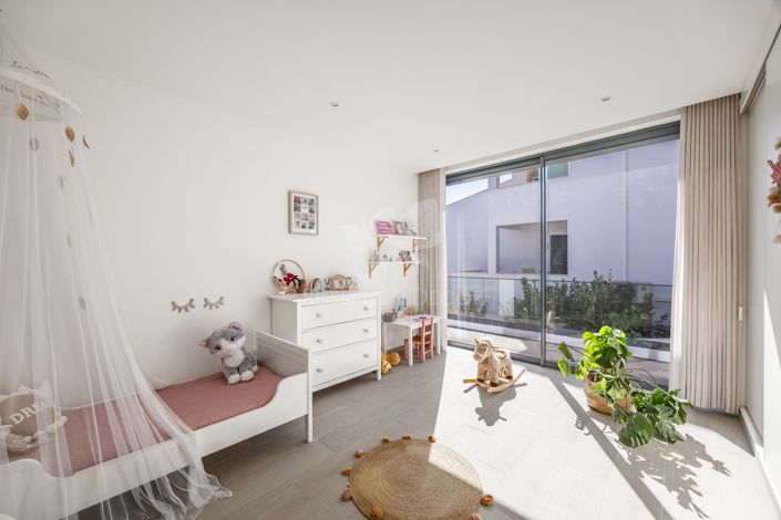 Image No.27-3 Bed Villa for sale