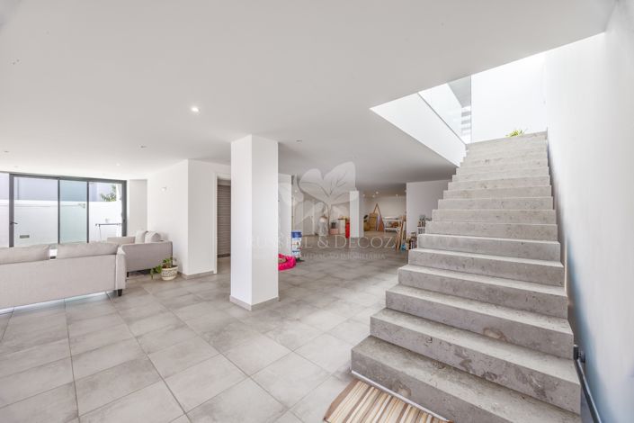 Image No.34-3 Bed Villa for sale