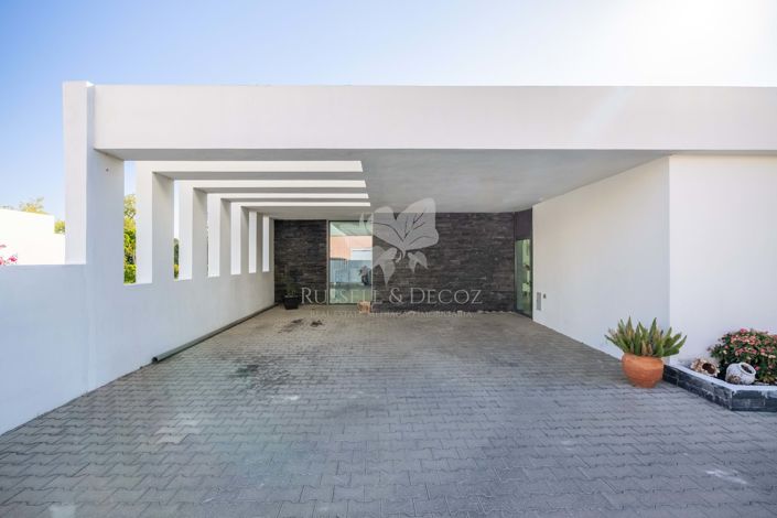 Image No.9-3 Bed Villa for sale