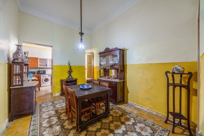 Image No.15-4 Bed Townhouse for sale