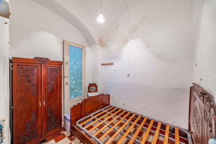 Image No.16-4 Bed Townhouse for sale