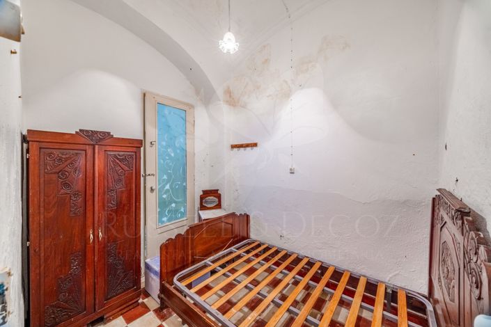 Image No.16-4 Bed Townhouse for sale