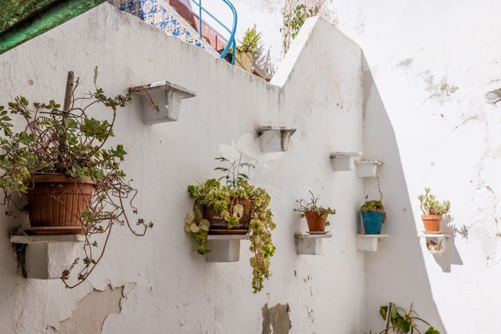 Image No.26-4 Bed Townhouse for sale