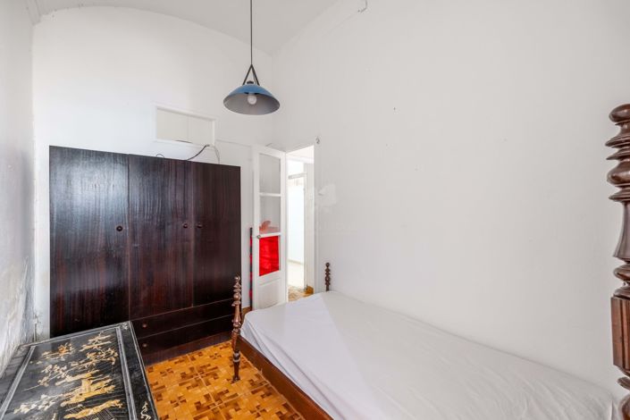 Image No.8-4 Bed Townhouse for sale