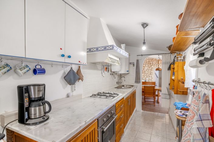 Image No.29-4 Bed Farmhouse for sale