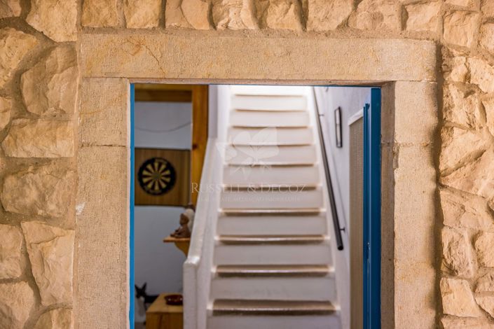 Image No.39-4 Bed Farmhouse for sale