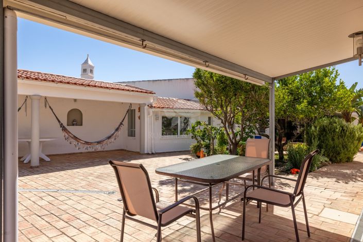 Image No.42-4 Bed Farmhouse for sale