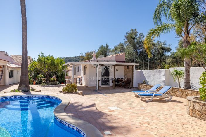 Image No.6-4 Bed Farmhouse for sale