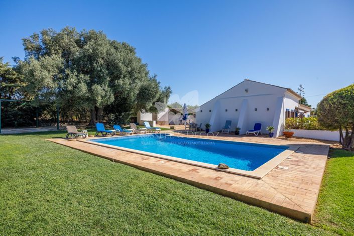 Image No.31-4 Bed Farmhouse for sale