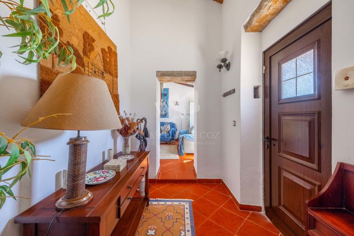 Image No.4-4 Bed Farmhouse for sale