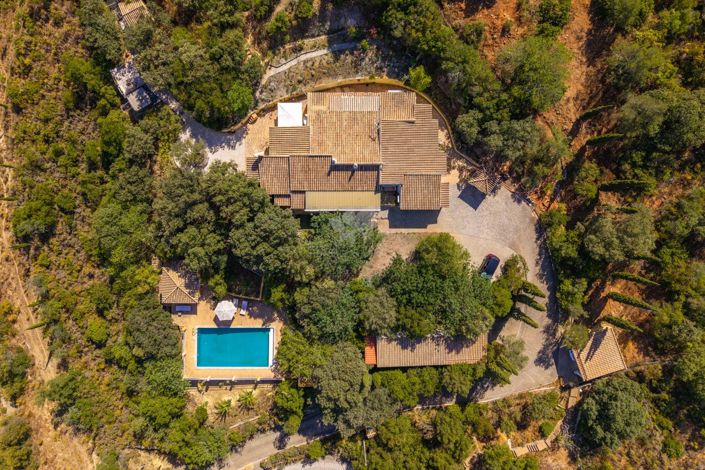 Image No.2-4 Bed Villa for sale