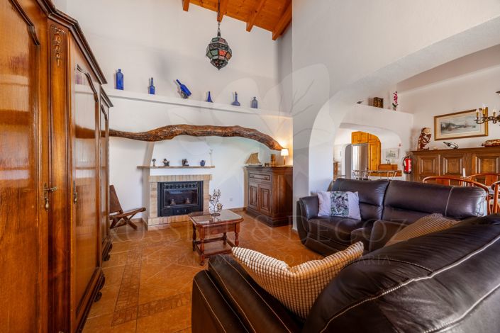 Image No.14-3 Bed Villa for sale