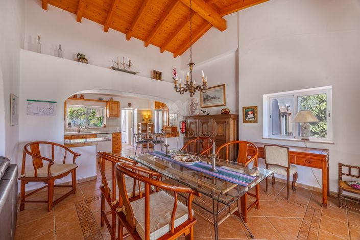 Image No.17-3 Bed Villa for sale