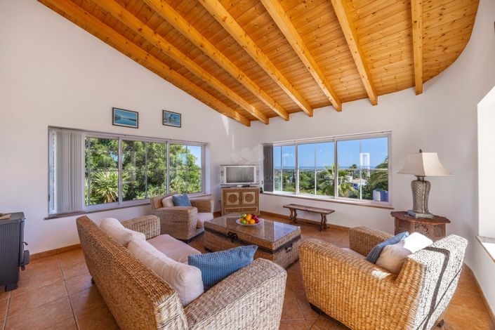 Image No.3-3 Bed Villa for sale