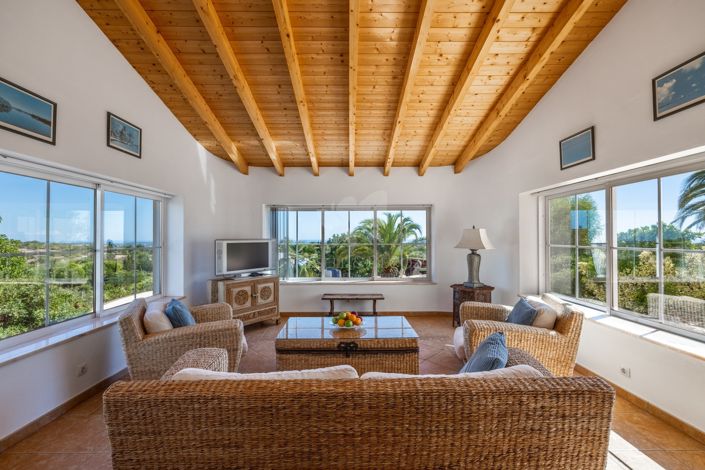 Image No.7-3 Bed Villa for sale