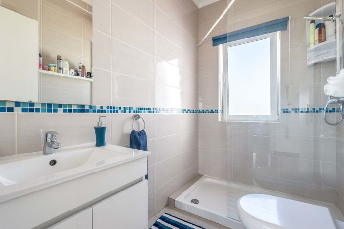 Image No.19-3 Bed Villa for sale