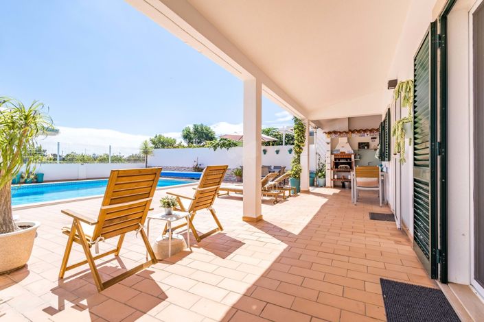 Image No.2-3 Bed Villa for sale