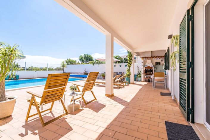 Image No.2-3 Bed Villa for sale