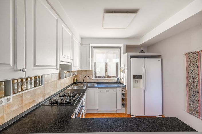 Image No.12-3 Bed Villa for sale