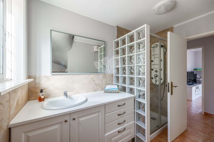 Image No.17-3 Bed Villa for sale