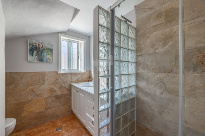 Image No.18-3 Bed Villa for sale