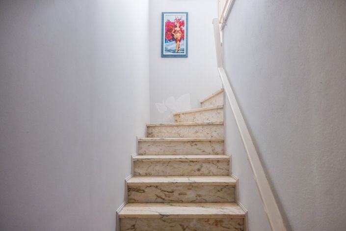 Image No.19-3 Bed Villa for sale