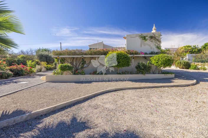 Image No.2-3 Bed Villa for sale