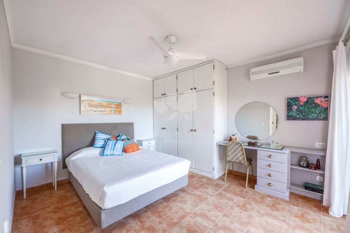 Image No.23-3 Bed Villa for sale