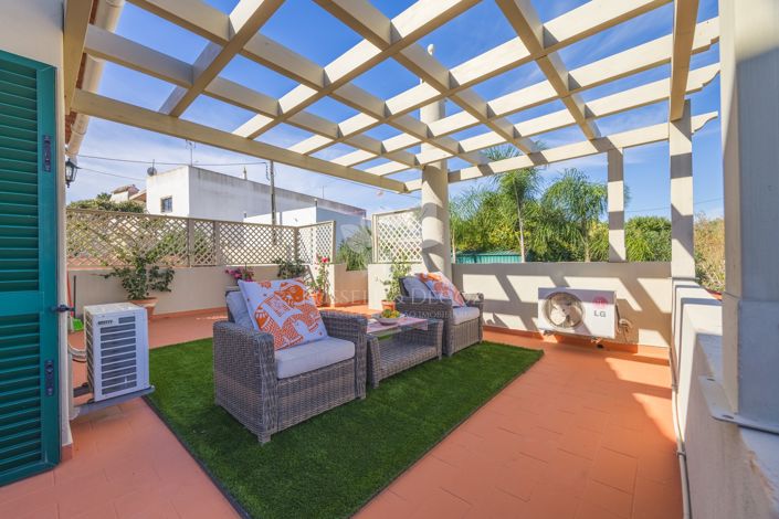 Image No.27-3 Bed Villa for sale