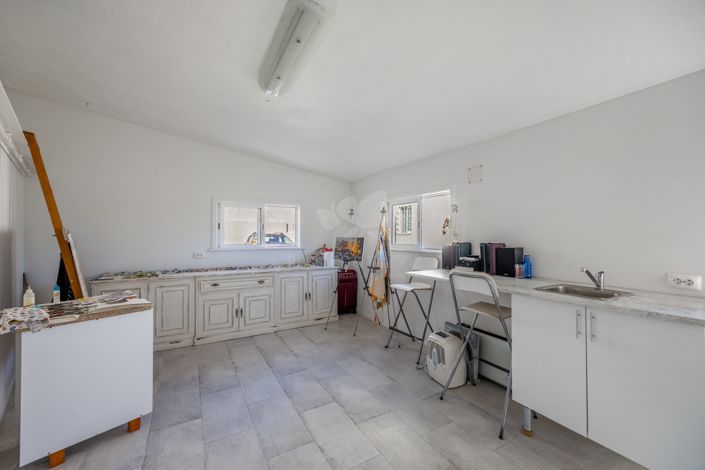 Image No.33-3 Bed Villa for sale