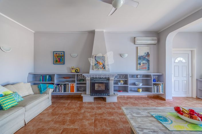 Image No.7-3 Bed Villa for sale