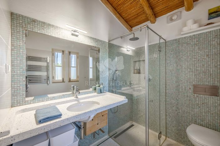 Image No.20-3 Bed Farmhouse for sale