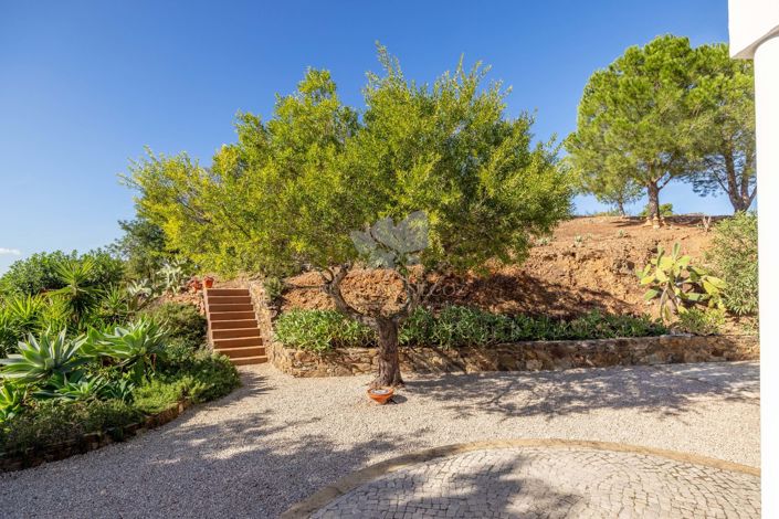 Image No.27-3 Bed Farmhouse for sale